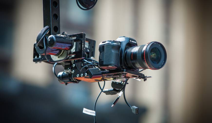 科技赋能生活：青冈县产品视频拍摄开启智能新时代