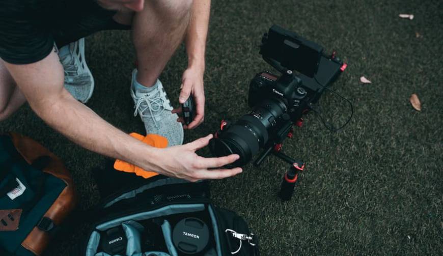 色彩心理学×动态美学，青冈县产品视频拍摄公司唤醒感官冲击力